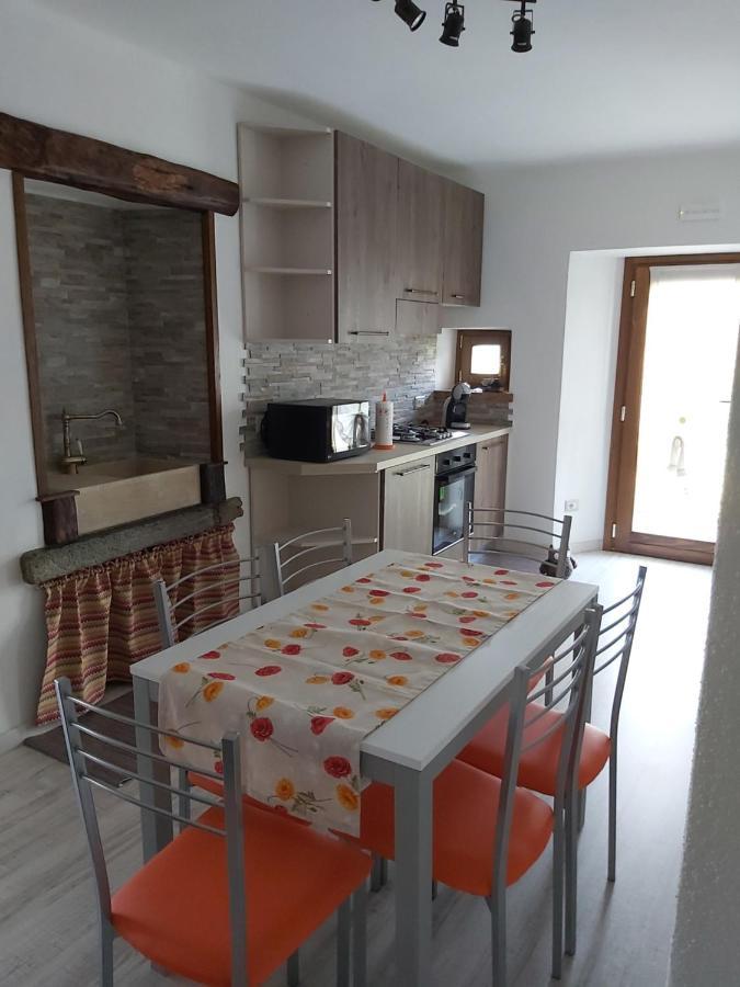Casa Cimavilla Con Parcheggio Privato Gratuito Crevoladossola Exterior foto